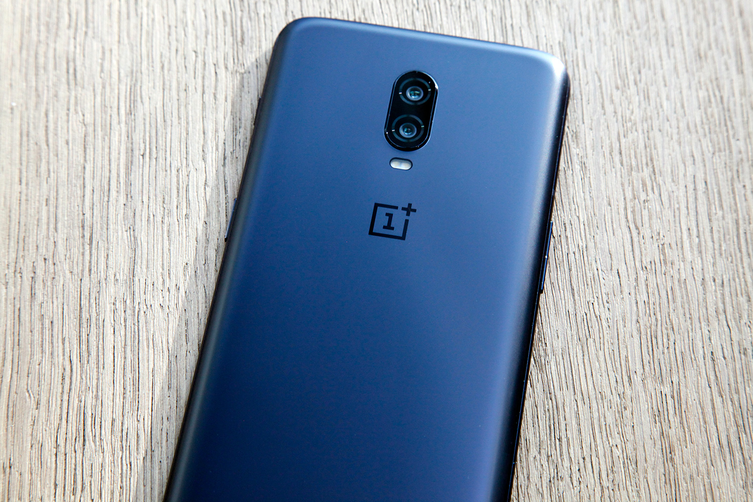 Oneplus 6t First Impressions 3