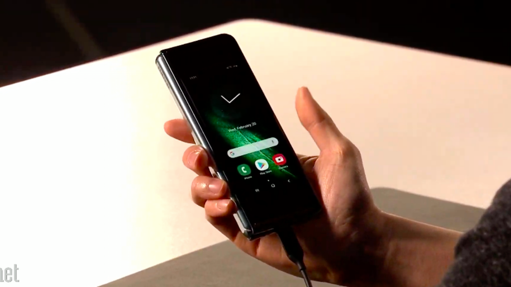 Galaxy Fold In Use